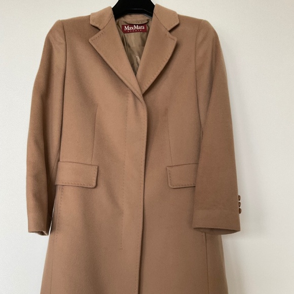 MaxMara Camel Trench Coat - Picture 1 of 7